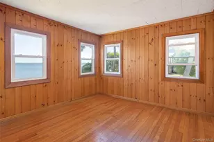 300 Terry Path, Mattituck, NY 11952 - Photo 12