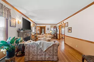 36 Lafayette Ave, Lynbrook, NY 11563 - Photo 10