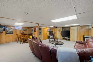 36 Lafayette Ave, Lynbrook, NY 11563 - Photo 34