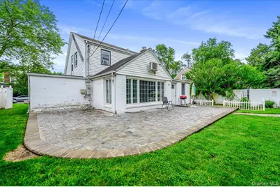295 Maryland Avenue, Freeport, NY 11520 - Photo 26