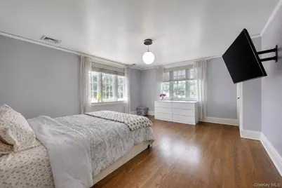 514 Esplanade, Pelham, NY 10803 - Photo 22