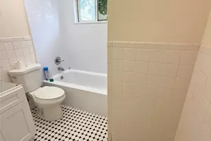 790 Wellwood Ave, Lindenhurst, NY 11757 - Photo 10