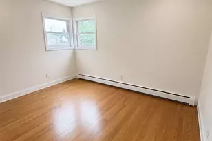 790 Wellwood Ave, Lindenhurst, NY 11757 - Photo 8