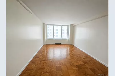61-20 Grand Central Parkway #C1001, Forest Hills, NY 11375 - Photo 2