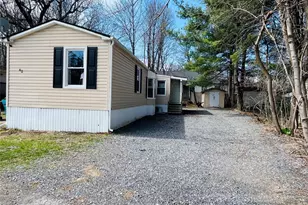 723 Beekman Rd, Hopewell Junction, NY 12533 - Photo 6