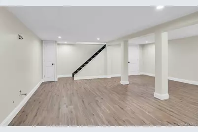 30 Sarina Drive, Commack, NY 11725 - Photo 24