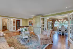 257 Shadybrook Ln, West Islip, NY 11795 - Photo 14