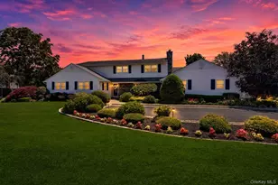 257 Shadybrook Ln, West Islip, NY 11795 - Photo 2