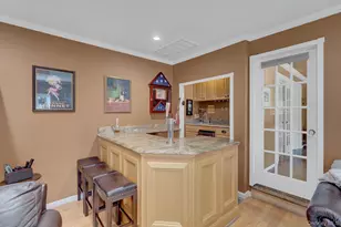 257 Shadybrook Ln, West Islip, NY 11795 - Photo 18