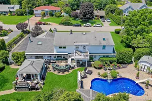 257 Shadybrook Ln, West Islip, NY 11795 - Photo 40