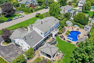 257 Shadybrook Ln, West Islip, NY 11795 - Photo 46