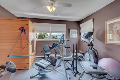 257 Shadybrook Lane, West Islip, NY 11795 - Photo 32