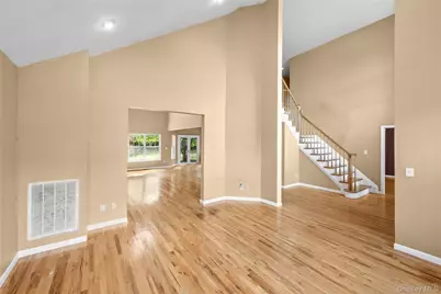 72 Sweetgum Lane, Miller Place, NY 11764 - Photo 18