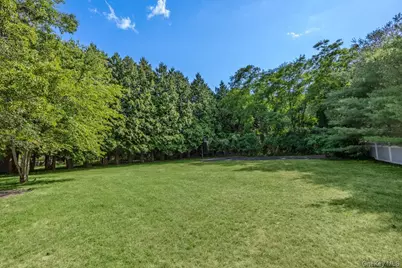 72 Sweetgum Lane, Miller Place, NY 11764 - Photo 12