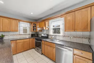 70 1st St, Yonkers, NY 10704 - Photo 14