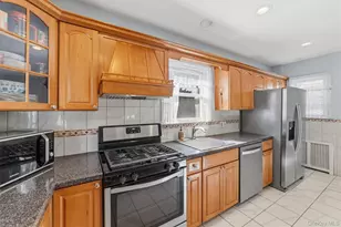 70 1st St, Yonkers, NY 10704 - Photo 16