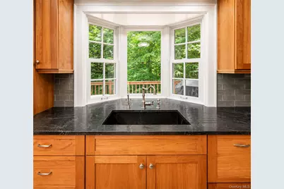 190 Douglas Place, Mount Vernon, NY 10552 - Photo 12