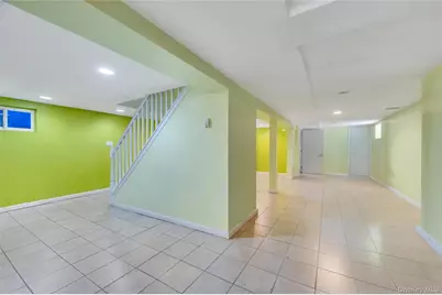374 Rockaway Parkway, Valley Stream, NY 11580 - Photo 26