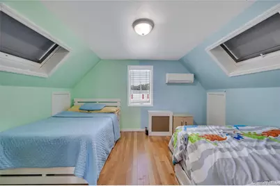 374 Rockaway Parkway, Valley Stream, NY 11580 - Photo 14