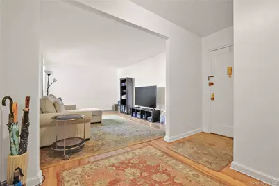 26-21 Union Street #3B, Flushing, NY 11354 - Photo 4