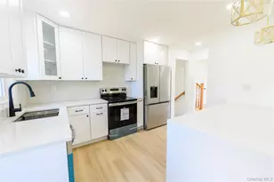 1282 Allen Dr, Seaford, NY 11783 - Photo 6