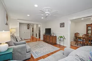 636 Sierra Vista Ln, Valley Cottage, NY 10989 - Photo 4