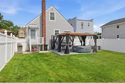 64 Lehrer Avenue, Elmont, NY 11003 - Photo 26