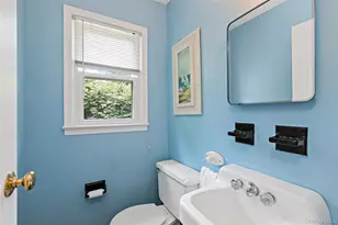 8 McKenna Pl, Mamaroneck, NY 10543 - Photo 14