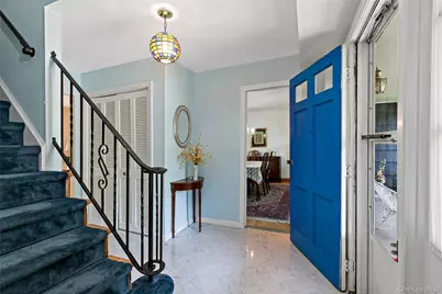 8 McKenna Place, Mamaroneck, NY 10543 - Photo 4