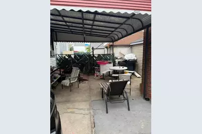 10518 95th Avenue, Ozone Park, NY 11416 - Photo 16