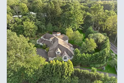 144 Round Swamp Road, Huntington, NY 11743 - Photo 2