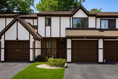 9 Ruby Circle, Poughkeepsie, NY 12603 - Photo 1