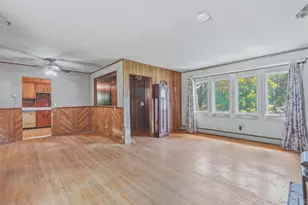 57 King Dr, Poughkeepsie, NY 12603 - Photo 10