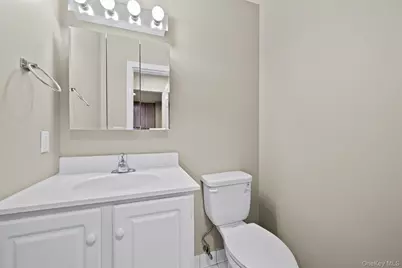 10-12 Chestnut Street #A304, Suffern, NY 10901 - Photo 10