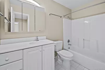 10-12 Chestnut Street #A304, Suffern, NY 10901 - Photo 20