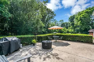 4 Dale Ct, Hauppauge, NY 11788 - Photo 22