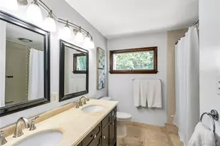 4 Dale Ct, Hauppauge, NY 11788 - Photo 14