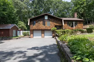 149 Cuba Hill Rd, Huntington, NY 11743 - Photo 4