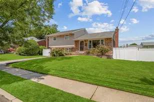 16 Cumberland Rd, Jericho, NY 11753 - Photo 4