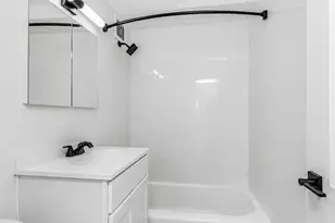 820 Boynton Ave, Bronx, NY 10473 - Photo 10