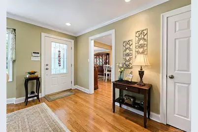 7 Talbot Lane, Smithtown, NY 11787 - Photo 4