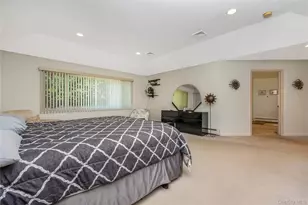 6 Twilight Ct, Melville, NY 11747 - Photo 30