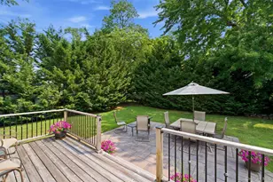 131 Terrace Ave, West Babylon, NY 11704 - Photo 18