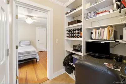 131 Terrace Avenue, West Babylon, NY 11704 - Photo 12
