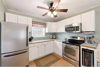 131 Terrace Avenue, West Babylon, NY 11704 - Photo 8