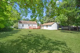 1489 Ocean Ave, Bohemia, NY 11716 - Photo 16