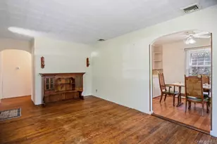 1489 Ocean Ave, Bohemia, NY 11716 - Photo 10
