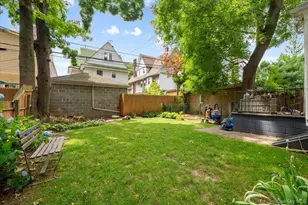 644 E 24th St, Brooklyn, NY 11210 - Photo 24