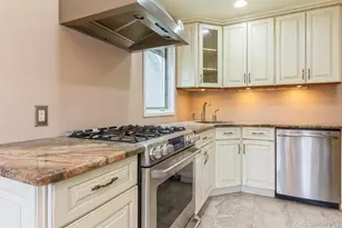 5 Cambridge St, Malverne, NY 11565 - Photo 8