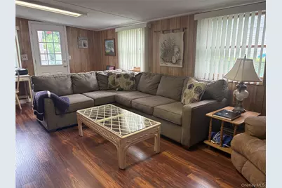 525 Riverleigh Avenue #P6, Riverhead, NY 11901 - Photo 4